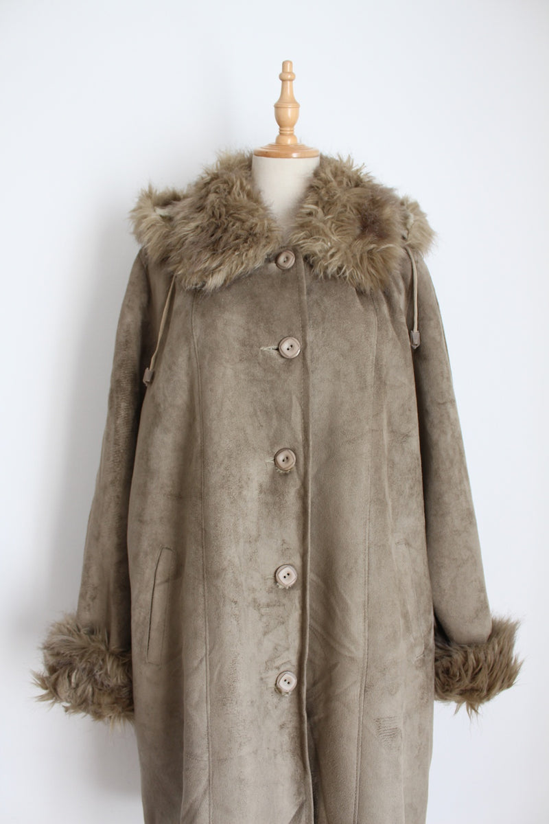 VINTAGE FAUX FUR SUEDE HOODED JACKET KHAKI - SIZE 16 – Lehza Vintage