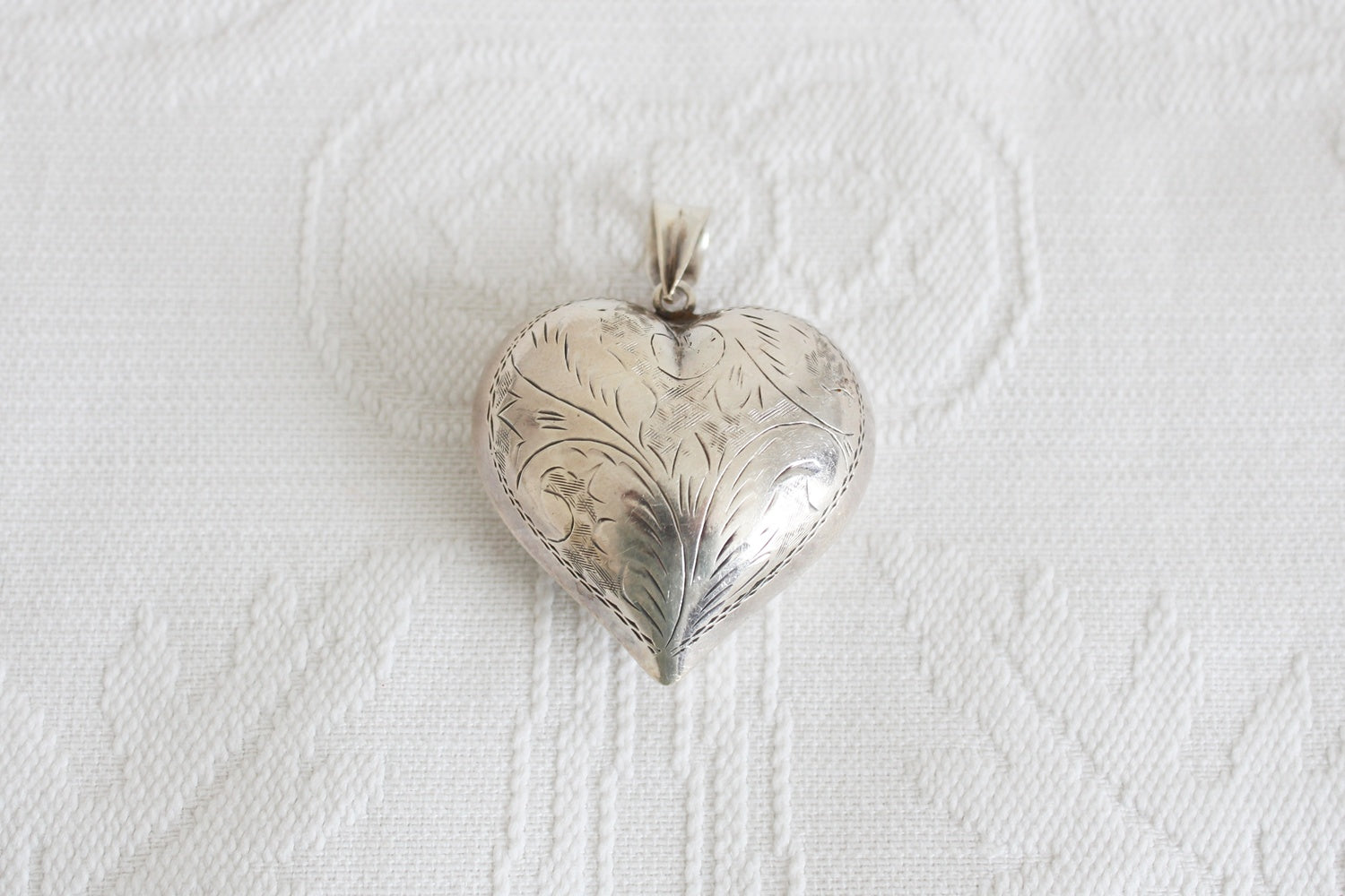 STERLING SILVER FILIGREE HEART PENDANT
