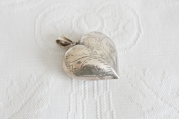 STERLING SILVER FILIGREE HEART PENDANT