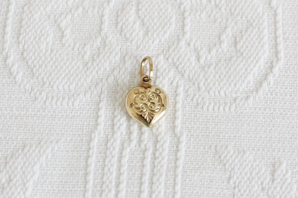 9CT GOLD HEART CHARM PENDANT