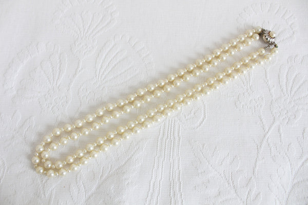 VINTAGE FAUX PEARL TWO STRAND NECKLACE