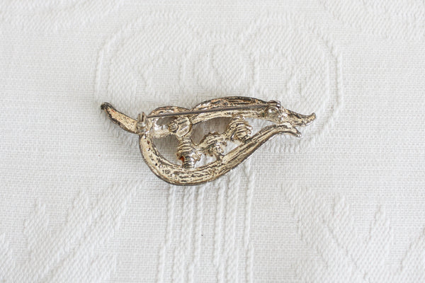 VINTAGE FAUX PEARL LEAF BROOCH