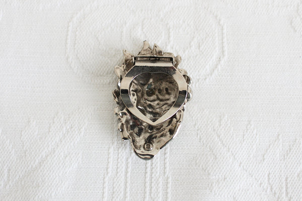 VINTAGE MASK SCARF CLIP