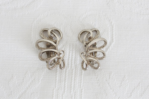 VINTAGE SPIRAL SILVER TONE CLIP-ONS