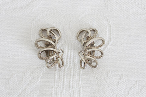 VINTAGE SPIRAL SILVER TONE CLIP-ONS