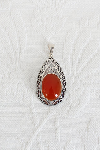 STERLING SILVER CARNELIAN VINTAGE PENDANT