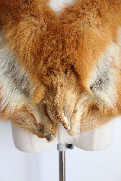VINTAGE GENUINE RED FOX FUR SHAWL