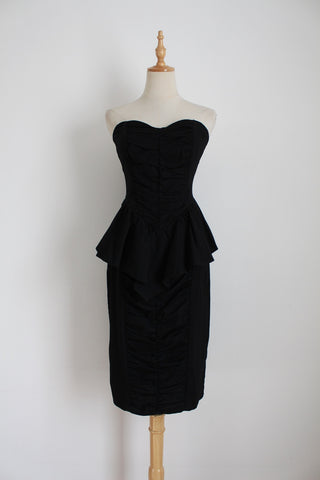 VINTAGE RUCHED PEPLUM DRESS BLACK - SIZE 12