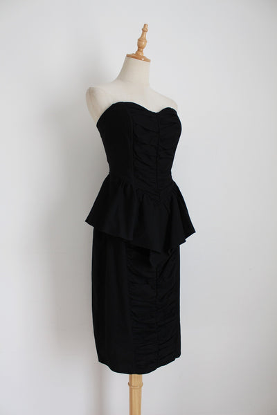 VINTAGE RUCHED PEPLUM DRESS BLACK - SIZE 12