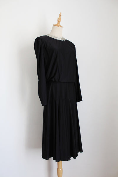 VINTAGE BEADED PLEATED DRESS BLACK - SIZE 10