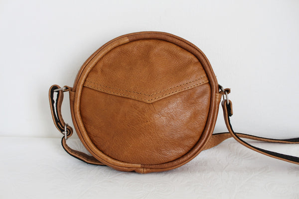NEW GENUINE LEATHER ROUND SLING BAG TAN