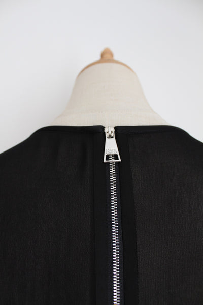 KARL LAGERFELD SHIMMER DRESS BLACK - SIZE 10