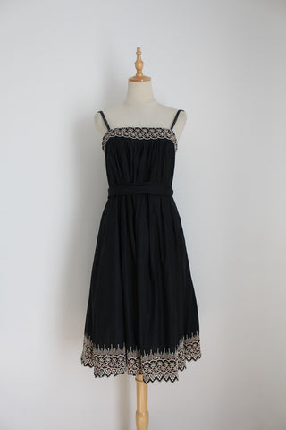BANANA REPUBLIC EMBROIDERY DRESS BLACK - SIZE 14