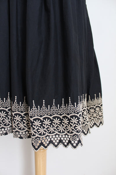 BANANA REPUBLIC EMBROIDERY DRESS BLACK - SIZE 14