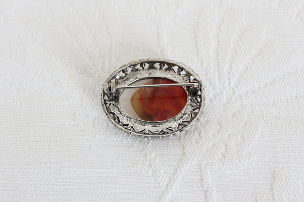 VINTAGE GEM STONE SILVER TONE BROOCH