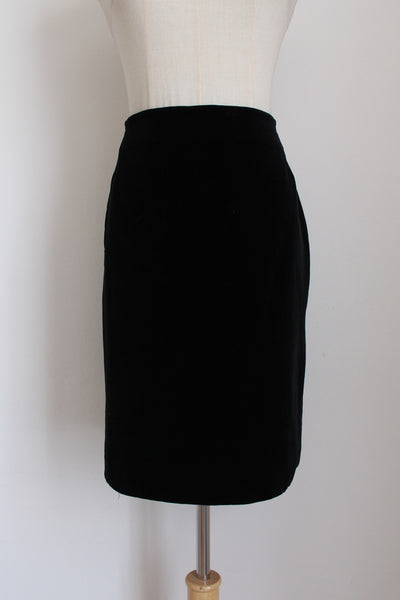 VINTAGE VELVET PENCIL SKIRT BLACK - SIZE 8