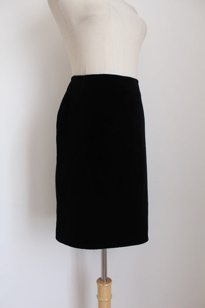 VINTAGE VELVET PENCIL SKIRT BLACK - SIZE 8