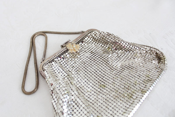 VINTAGE CHAINMAIL MESH MINI EVENING BAG