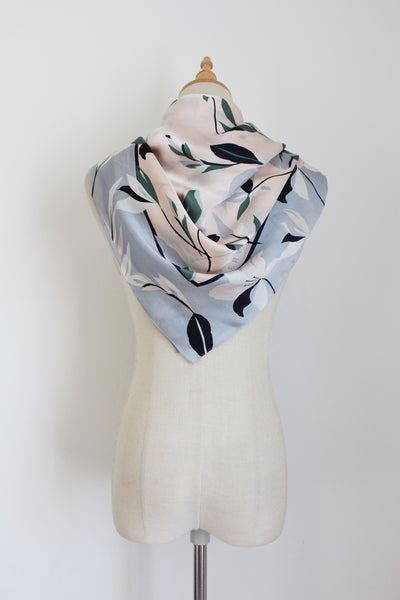 100% SILK TRENERY FLORAL LARGE SCARF