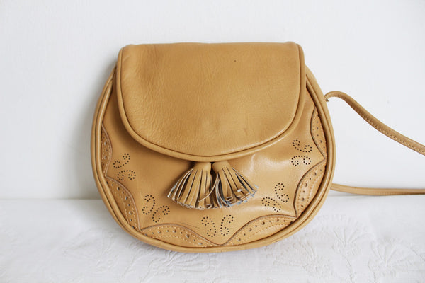 VINTAGE GENUINE LEATHER CUT-OUT TASSEL SLING