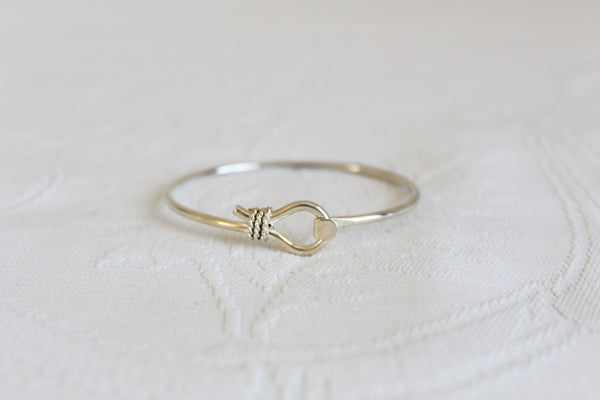 STERLING SILVER KNOT BANGLE