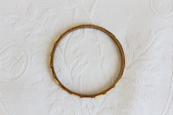 VINTAGE MOTHER OF PEARL BRASS INLAY SKINNY BANGLE