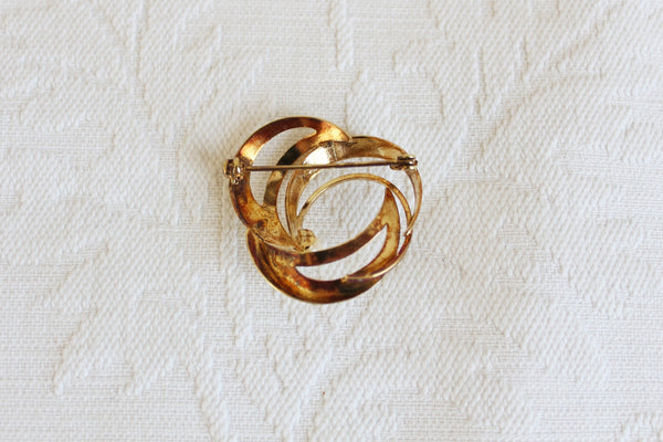 ROLLED GOLD PEARL BROOCH