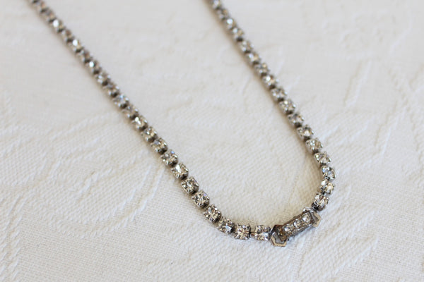 VINTAGE RHINESTONE STATEMENT NECKLACE