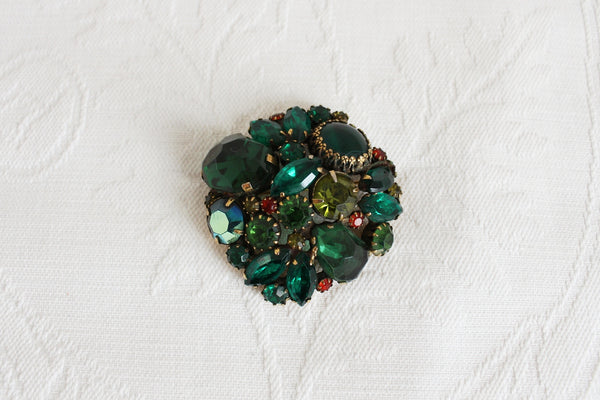 WEISS VINTAGE RHINESTONE CLUSTER BROOCH GREEN