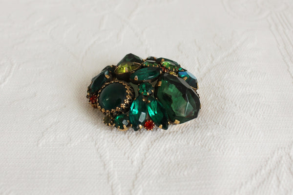 WEISS VINTAGE RHINESTONE CLUSTER BROOCH GREEN
