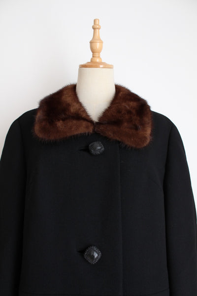 FUR COLLAR 100% WOOL VINTAGE COAT BLACK - SIZE 12