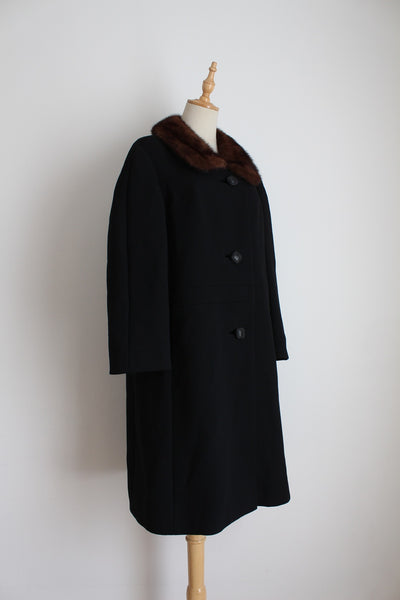 FUR COLLAR 100% WOOL VINTAGE COAT BLACK - SIZE 12
