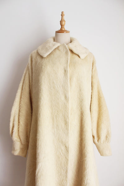 VINTAGE LLAMA WOOL COAT CREAM - SIZE 16