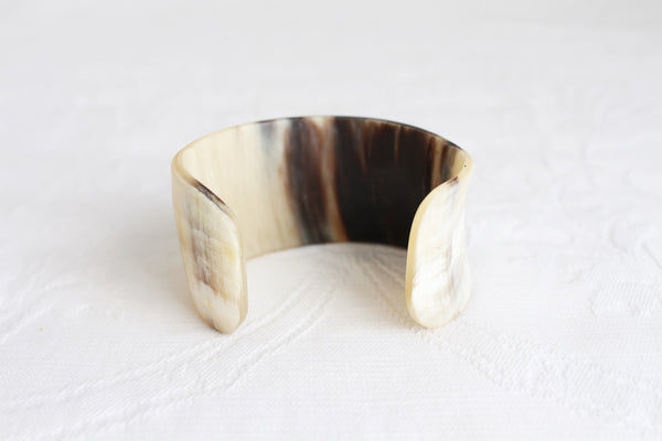 VINTAGE GENUINE HORN CUFF BANGLE