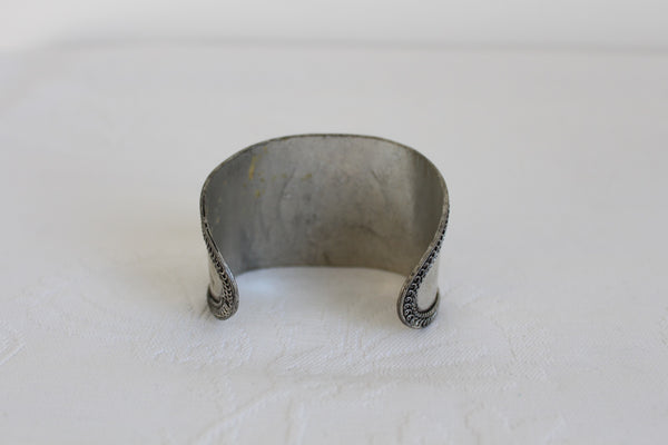 GEM STONE SILVER TONE CUFF BANGLE