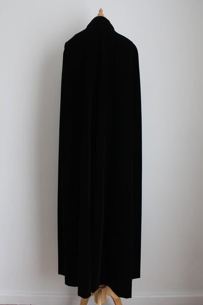 VINTAGE VELVET FULL LENGTH CAPE - SIZE 8