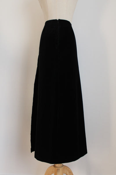 VINTAGE VELVET MAXI SKIRT BLACK - SIZE 8