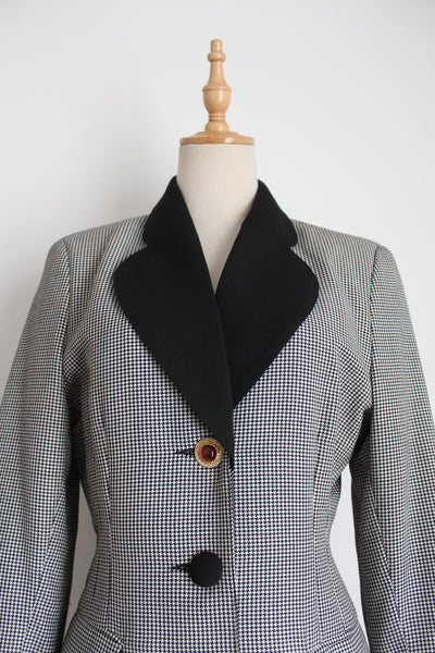 VINTAGE HOUNDSTOOTH WOOL DRESS - SIZE 8