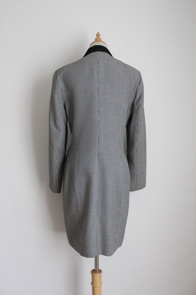 VINTAGE HOUNDSTOOTH WOOL DRESS - SIZE 8