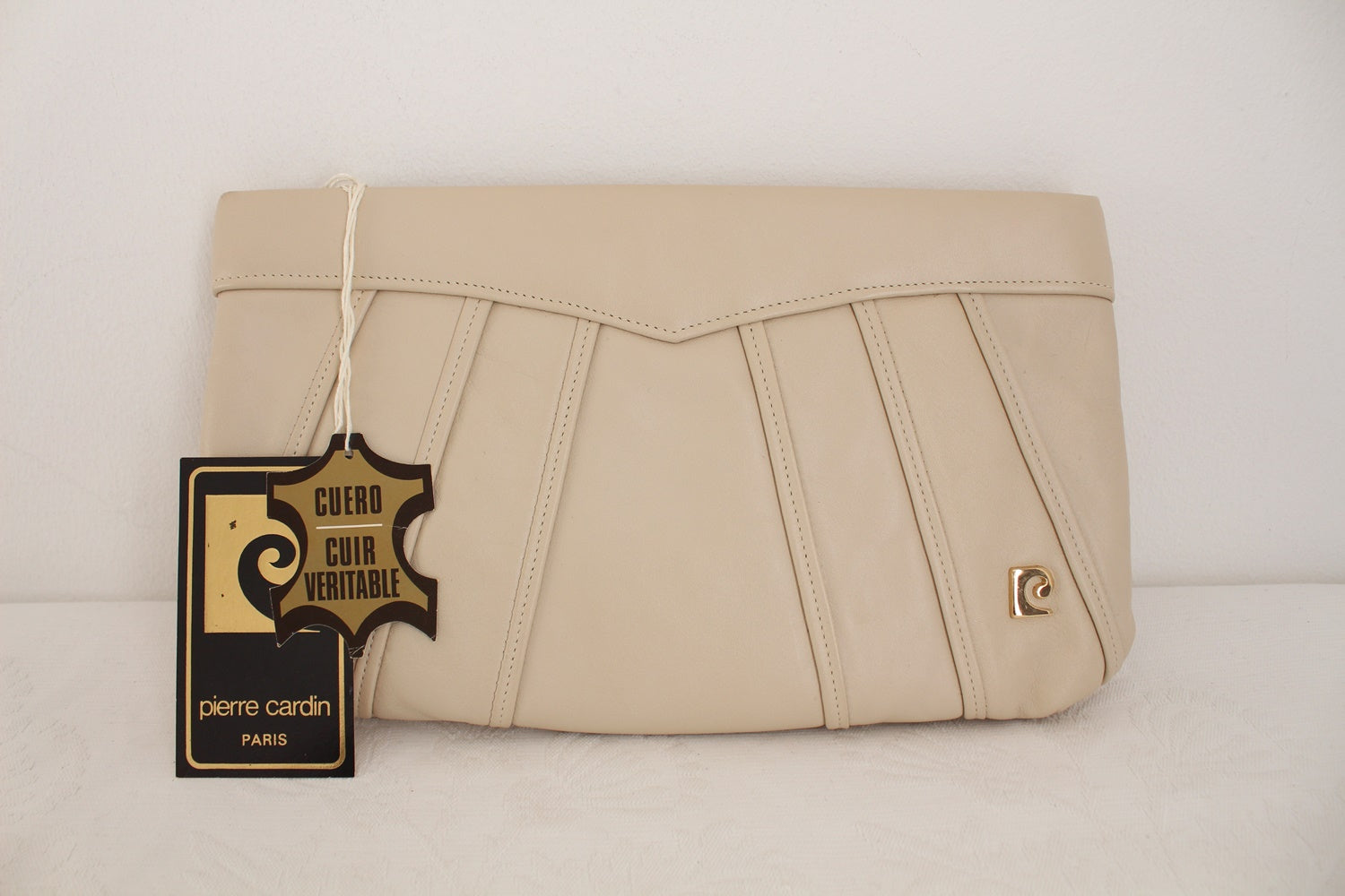 NEW WITH TAGS PIERRE CARDIN VINTAGE LEATHER CLUTCH
