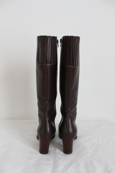 GREEN CROSS GENUINE LEATHER BOOTS - SIZE 5