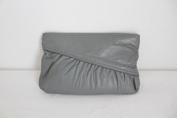 PIERRE CARDIN LEATHER CLUTCH GREY