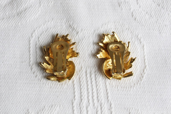 VINTAGE GOLD TONE ROPE ART DECO CLIP-ONS