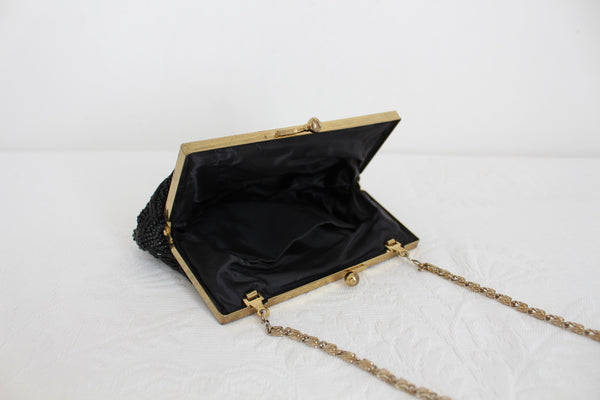 VINTAGE BEADED SCALLOP EVENING BAG