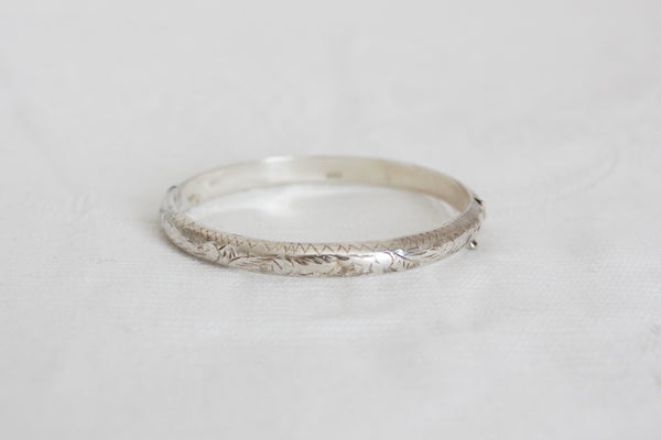 STERLING SILVER FILIGREE BANGLE