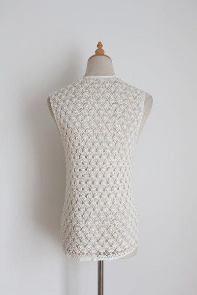 VINTAGE CROCHET KNIT PEARL TOP - SIZE S/M