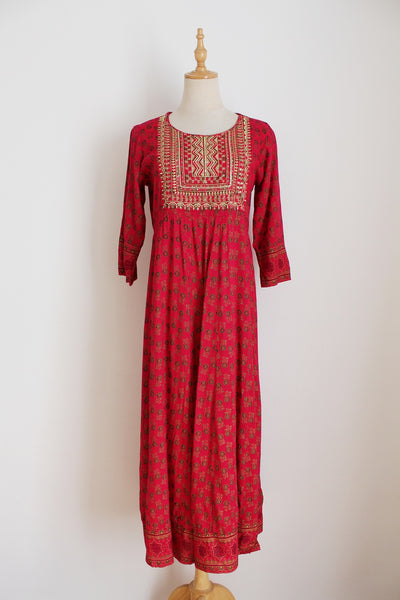 INDIAN EMBROIDERED DRESS PINK GOLD - SIZE 10