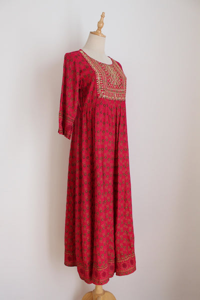 INDIAN EMBROIDERED DRESS PINK GOLD - SIZE 10