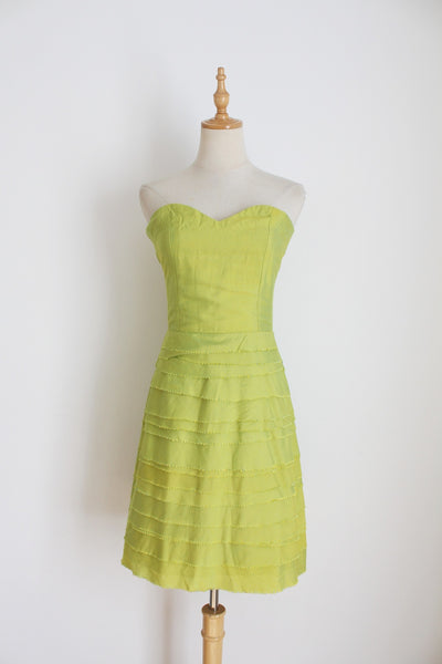100% SILK TIERED STRAPLESS DRESS GREEN - SIZE 6
