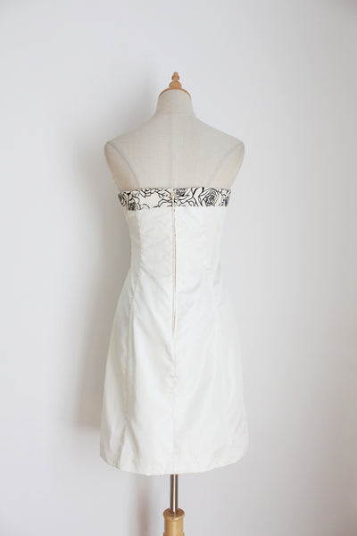 VINTAGE TAFFETA STRAPLESS DRESS WHITE - SIZE 6